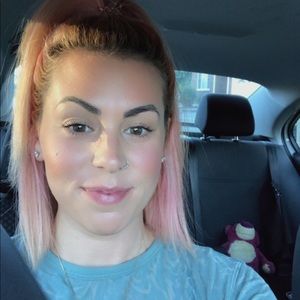 Meet your Posher, Jillian